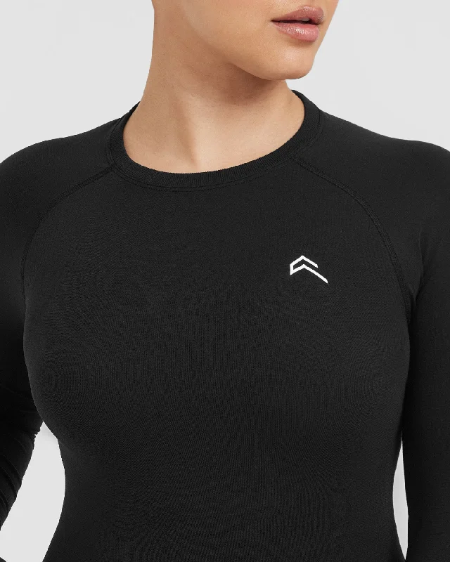 Go To Seamless Fitted Long Sleeve Top | Black