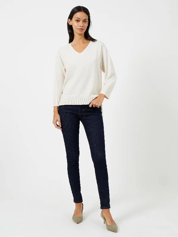 Ebba Vhari V-Neck Jumper