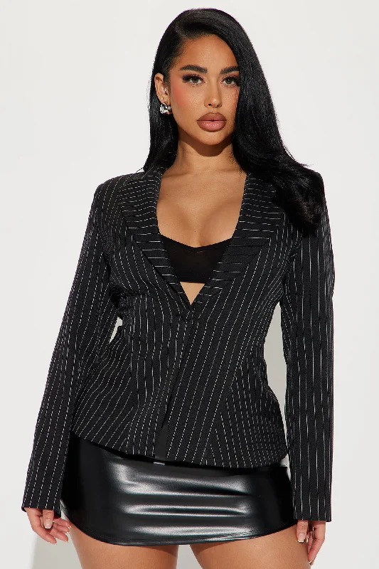 I Mean Business Blazer - Black