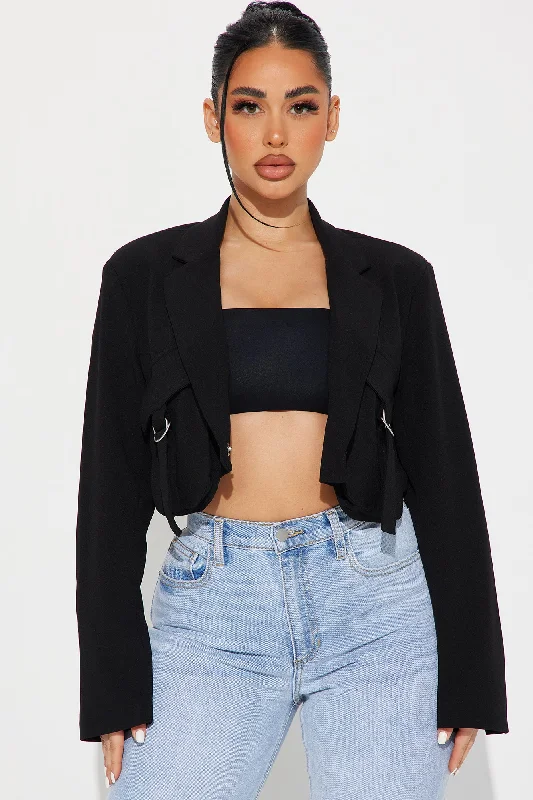 In Your Pocket Cropped Blazer - Black