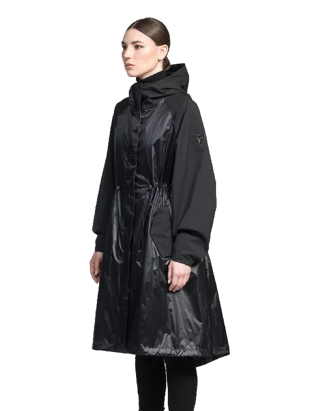 Reyna Women's Packable Long Shell Jacket Black