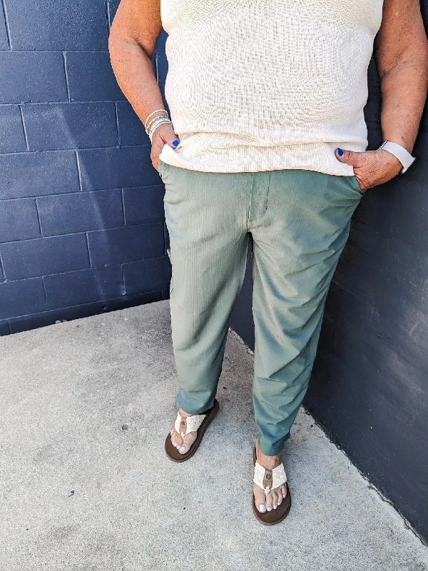 Crinkle Woven Pants - Plus - Sage