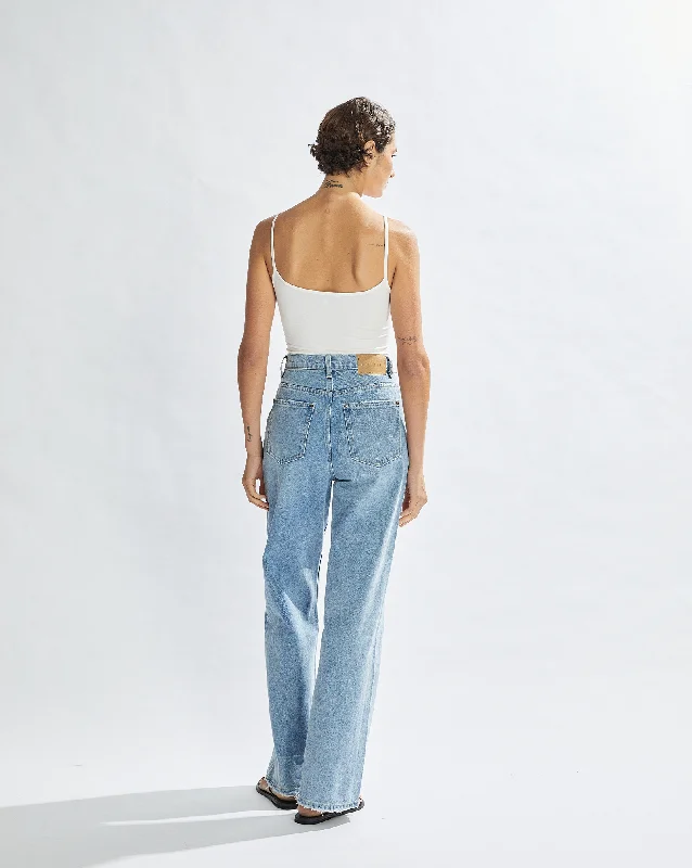 Harley High Rise Jeans Mid Blue Cropped